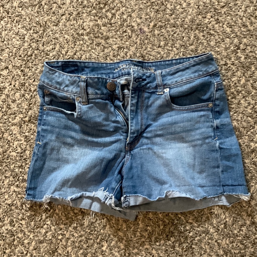 American Eagle Mid Rise Shorts